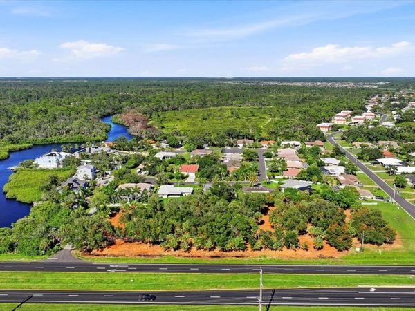 2099 S TAMIAMI TRAIL, OSPREY, FL 34229