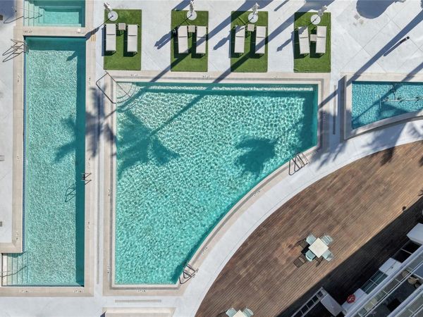 90 SW 3rd St, Unit 3808, Miami, FL 33130