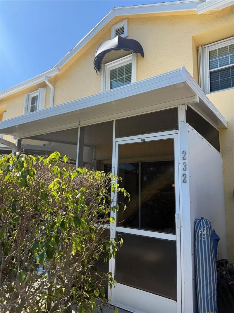 232 Waterside Dr , Hypoluxo, FL 33462 Photo