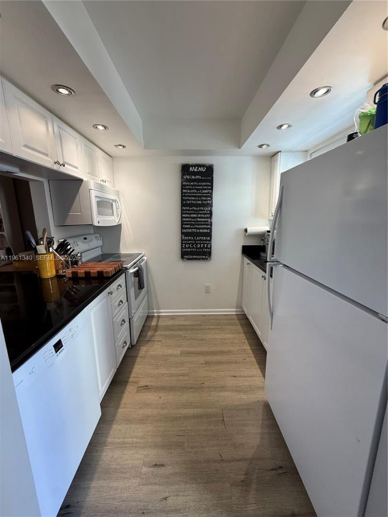 232 Waterside Dr , Hypoluxo, FL 33462 Photo