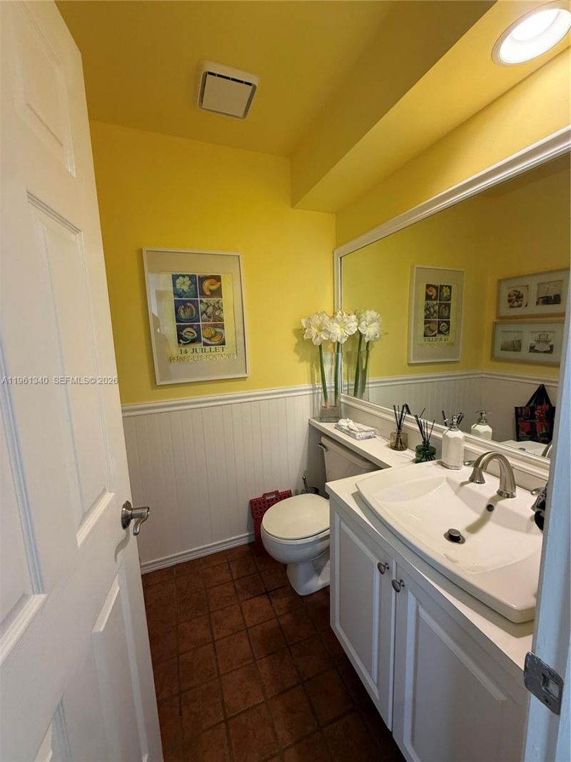 232 Waterside Dr , Hypoluxo, FL 33462 Photo