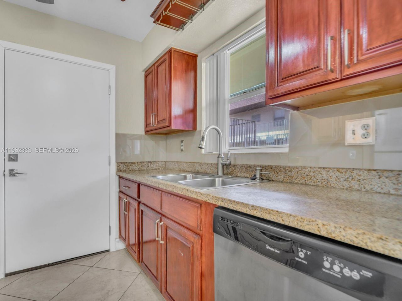 8601 SW 94th St , Unit 104W, Miami, FL 33156 Photo