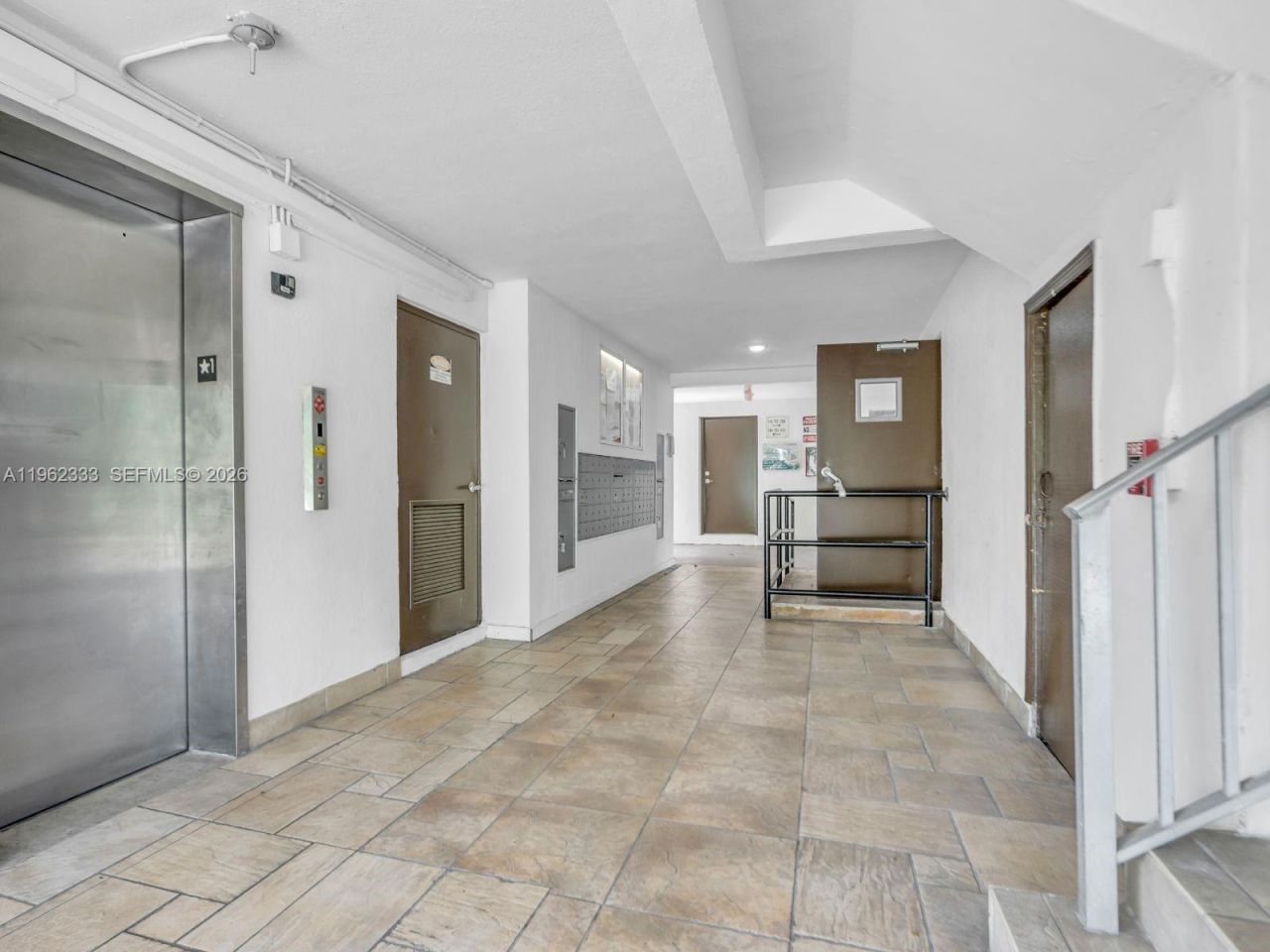 8601 SW 94th St , Unit 104W, Miami, FL 33156 Photo