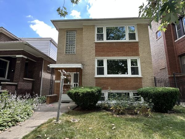 5219 N Bernard Street, Unit 1, Chicago, IL 60625