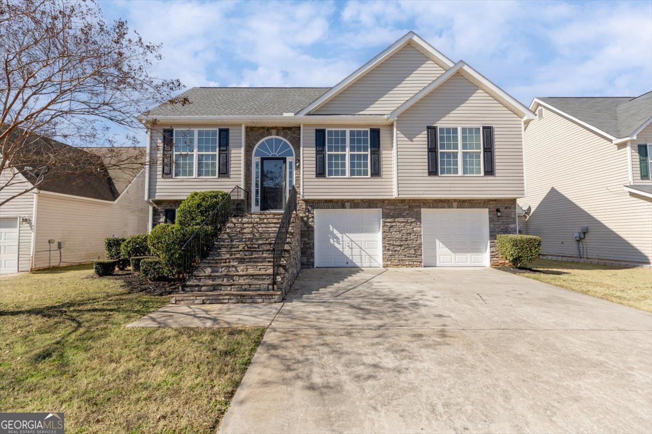 105 Browning Point, Byron, GA 31008 Main Photo