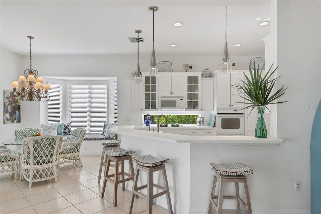 8135 Abingdon Court, University Park, FL 34201 Photo