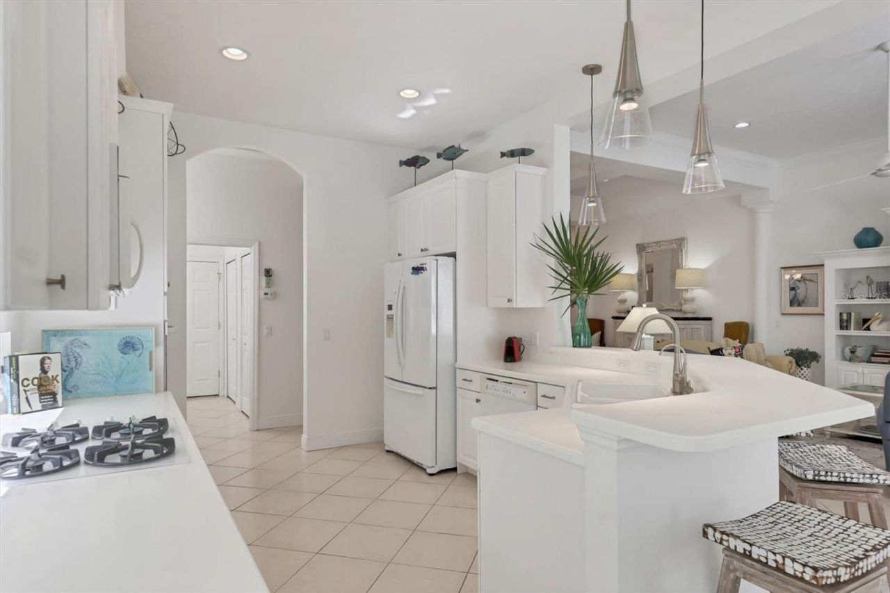 8135 Abingdon Court, University Park, FL 34201 Photo