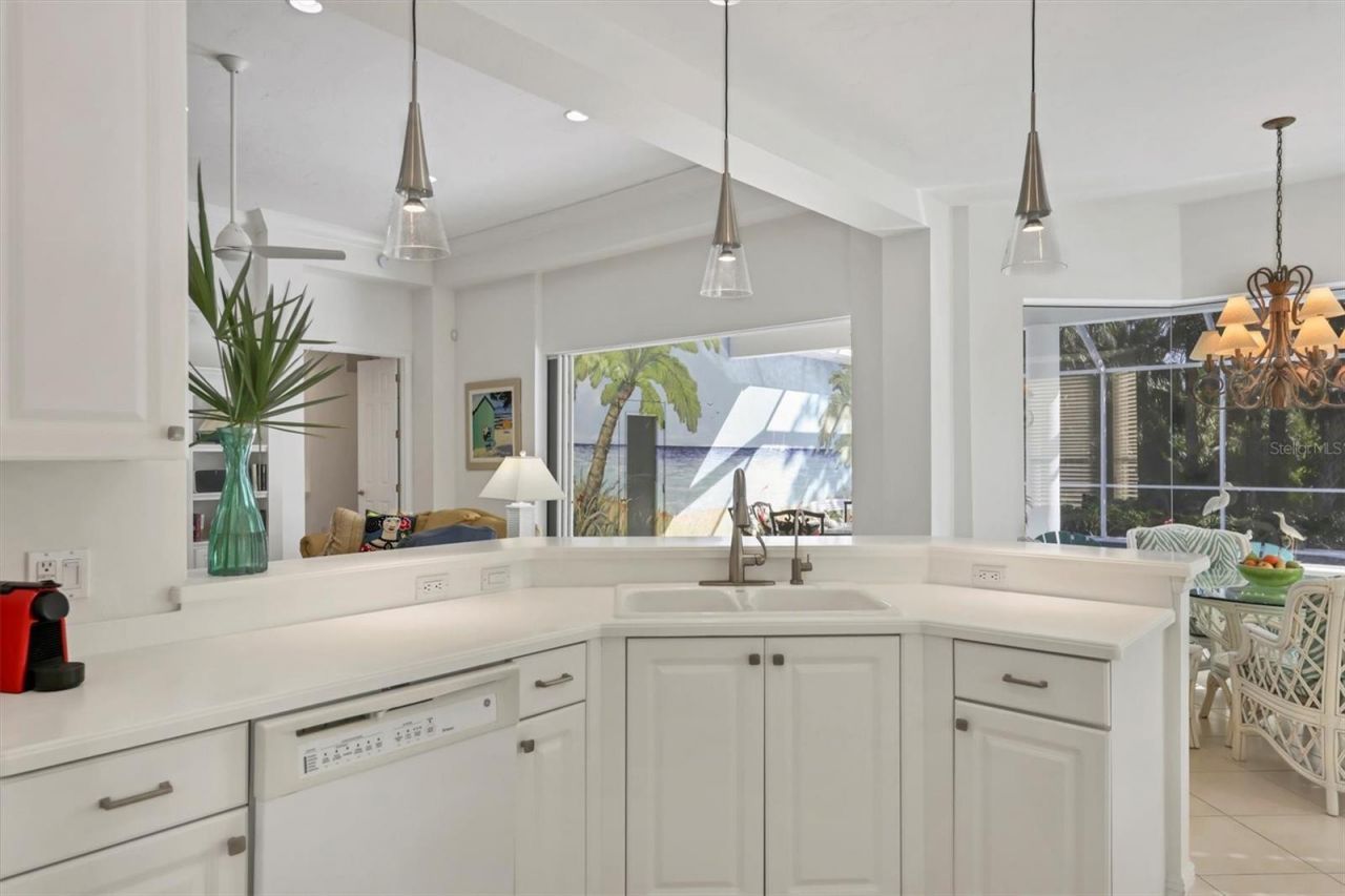 8135 Abingdon Court, University Park, FL 34201 Photo