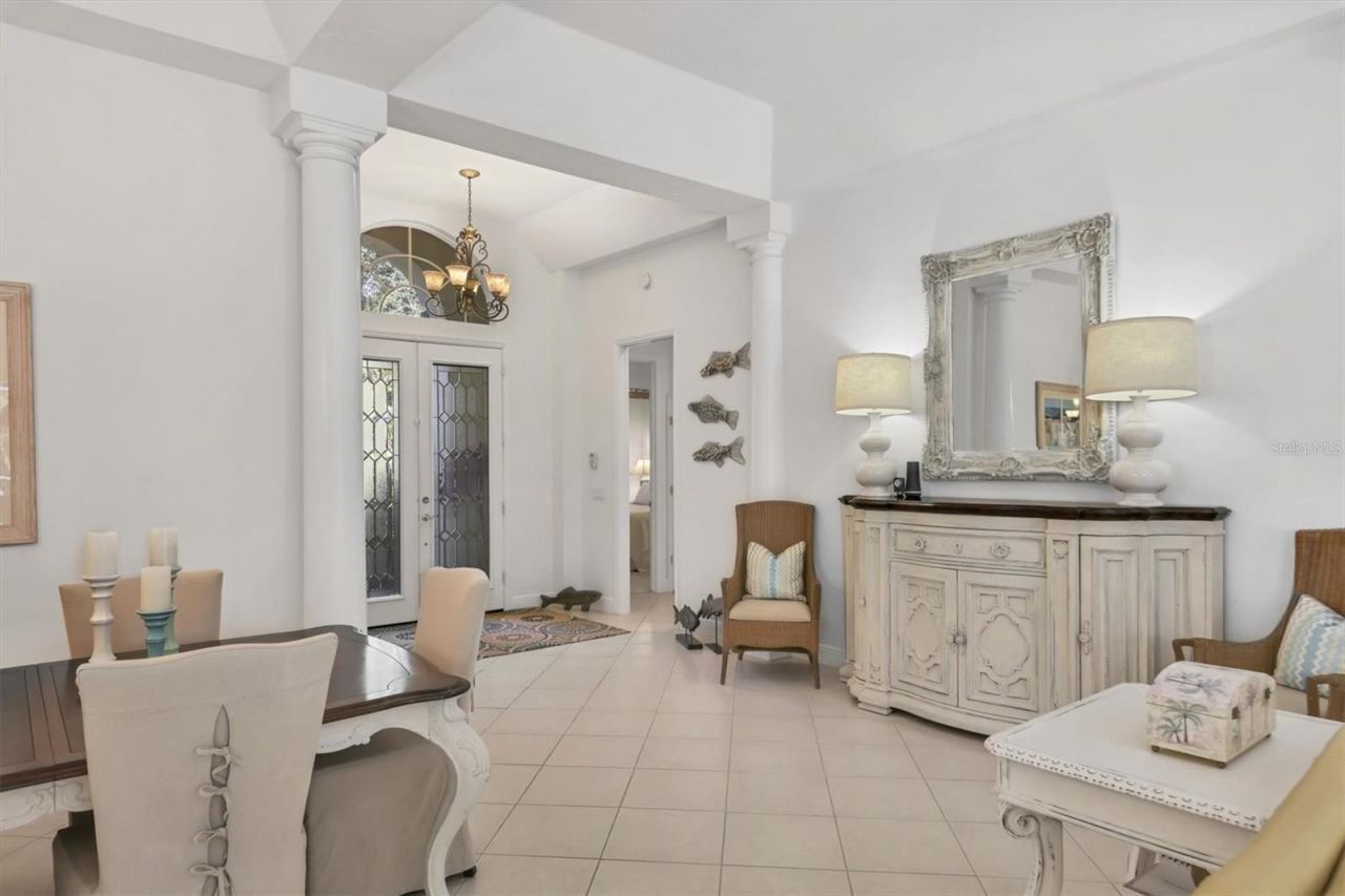 8135 Abingdon Court, University Park, FL 34201 Photo