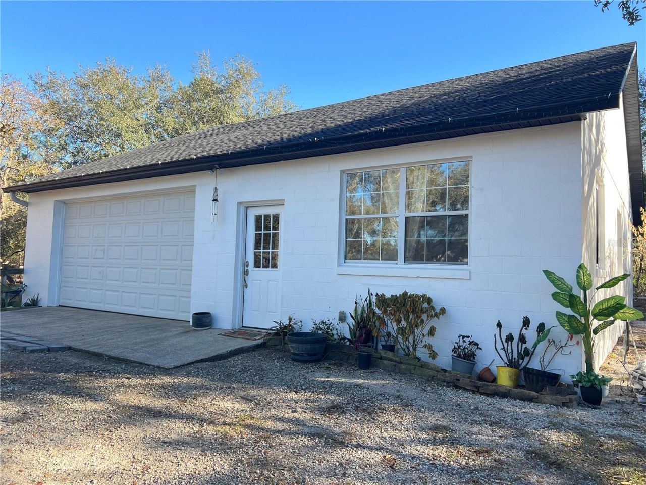 965 Pine Hill Boulevard, Geneva, FL 32732 Photo