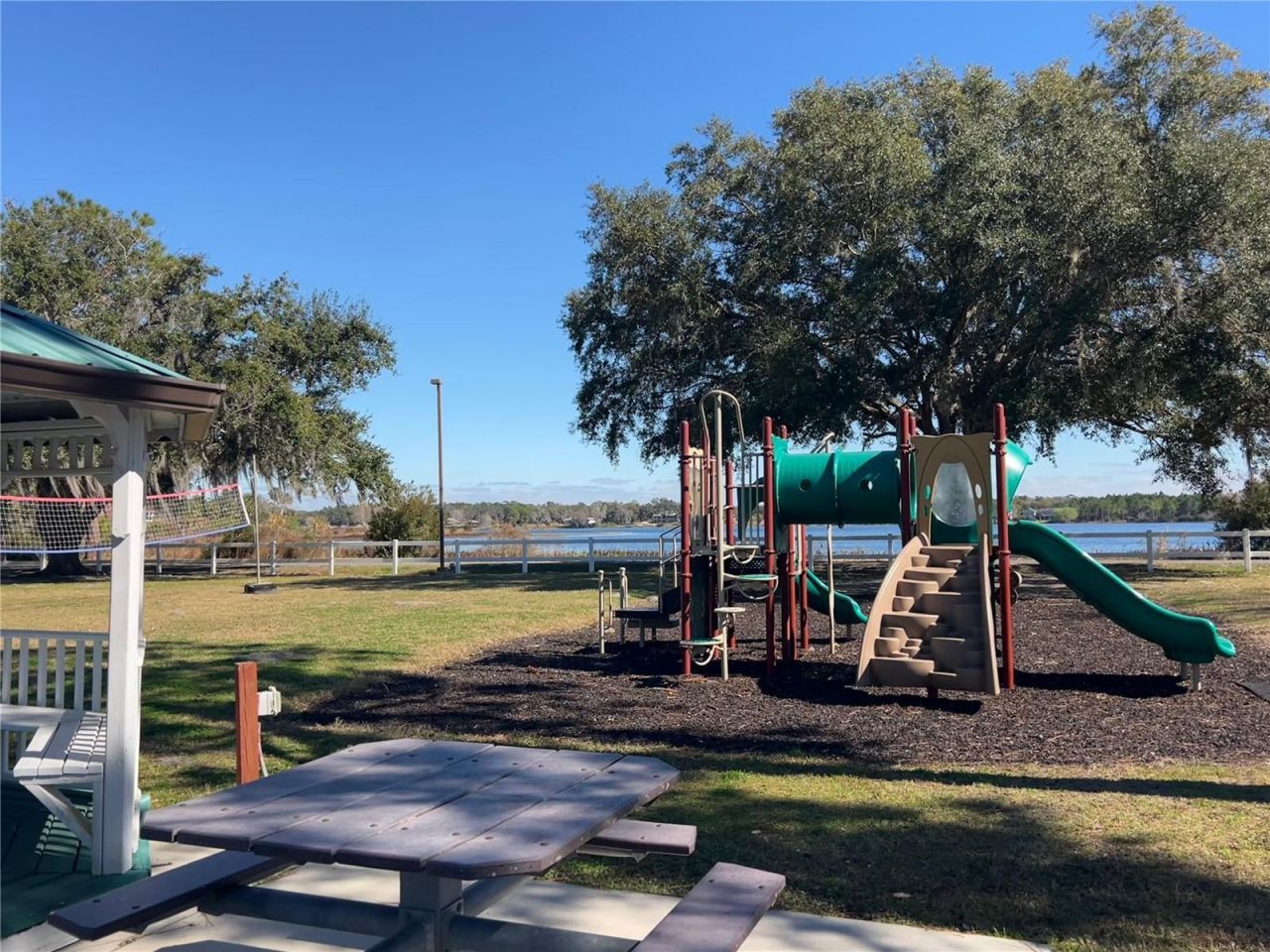 965 Pine Hill Boulevard, Geneva, FL 32732 Photo