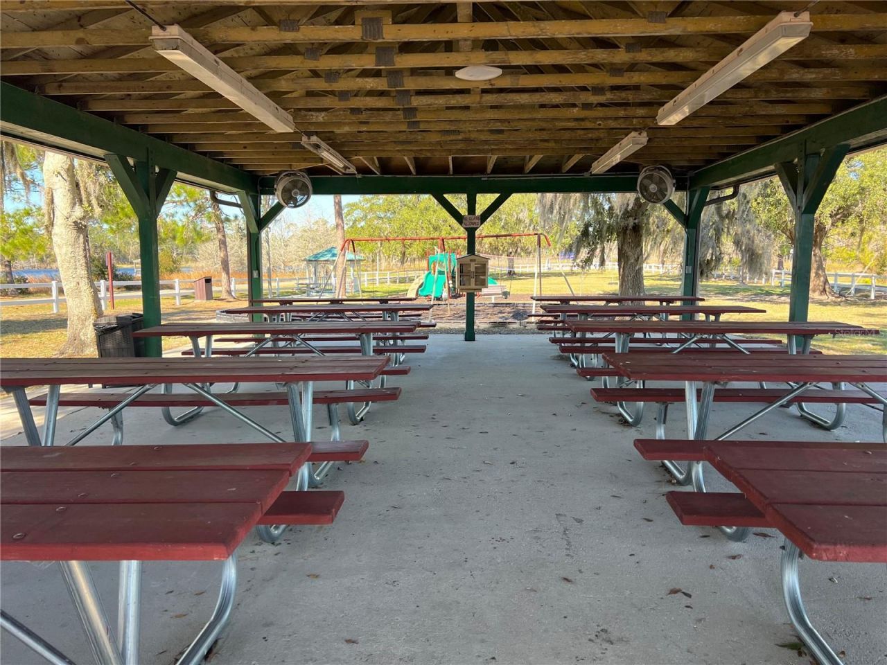 965 Pine Hill Boulevard, Geneva, FL 32732 Photo