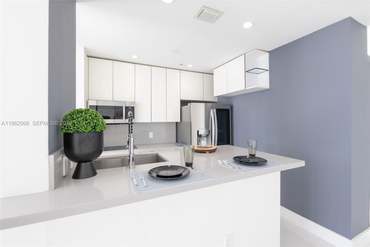 2200 NE 4th Ave , Unit 602, Miami, FL 33137 Photo