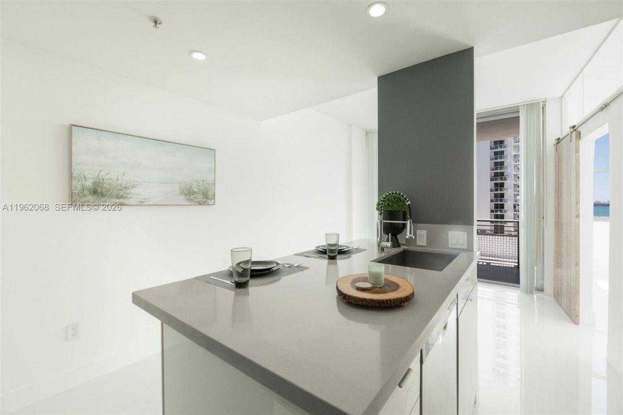 2200 NE 4th Ave , Unit 602, Miami, FL 33137 Photo