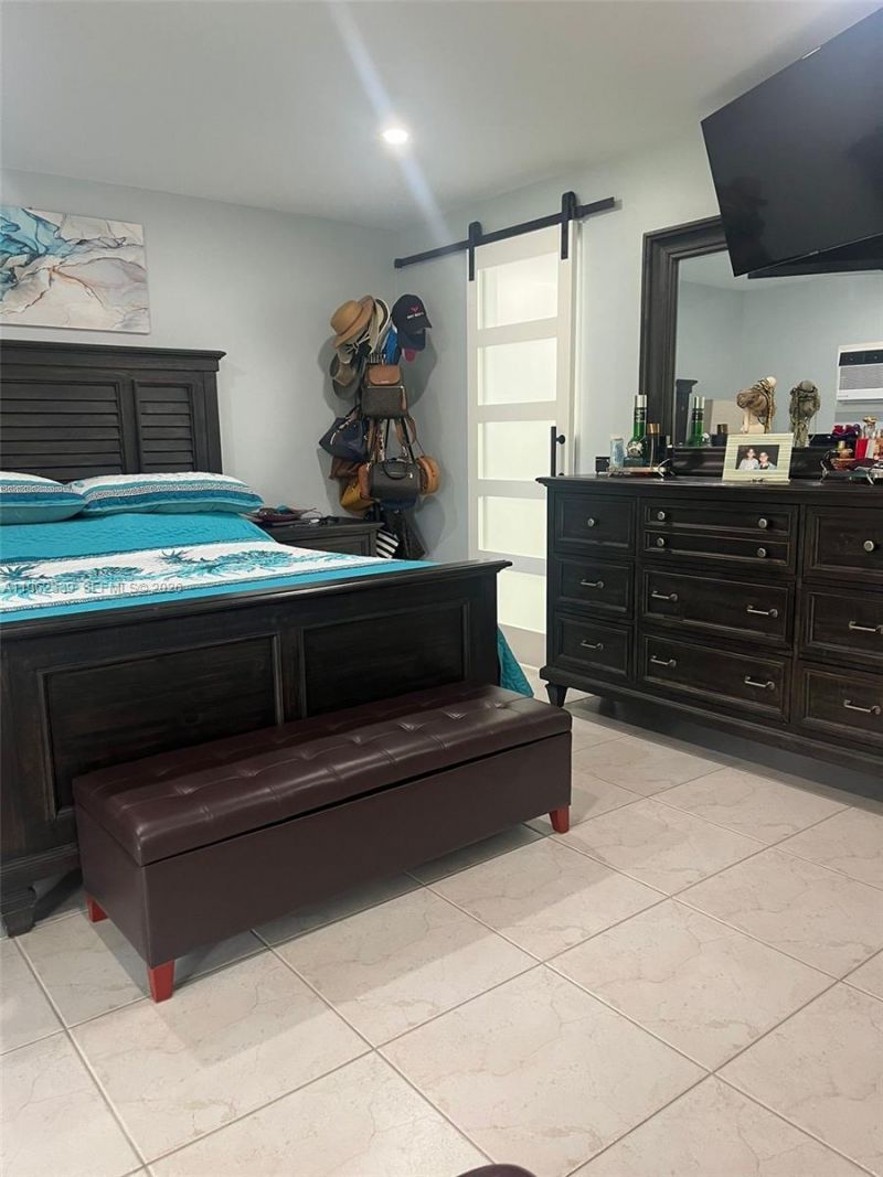 35 Camden, Unit B, West Palm Beach, FL 33417 Photo