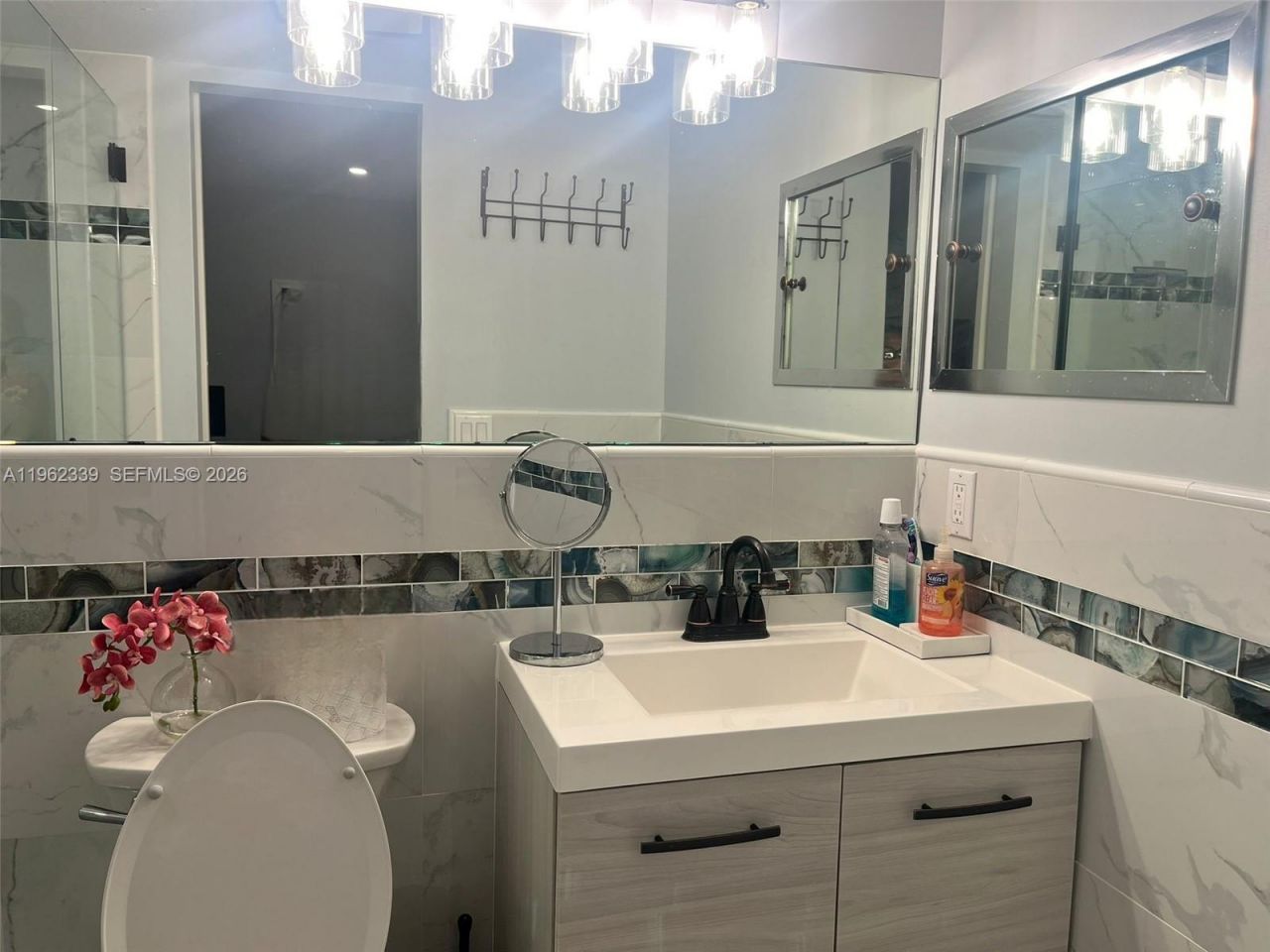 35 Camden, Unit B, West Palm Beach, FL 33417 Photo