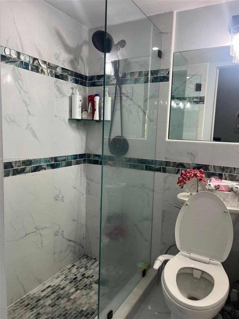 35 Camden, Unit B, West Palm Beach, FL 33417 Photo