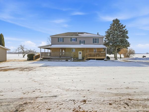 15960 Kenowa Avenue, Kent City, MI 49330