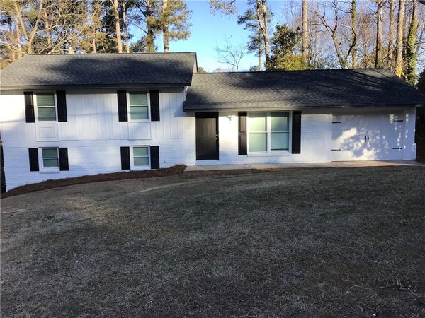 6267 Hayes Drive , Norcross, GA 30093