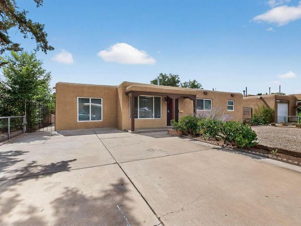 2805 Christine Street NE, Albuquerque, NM 87112