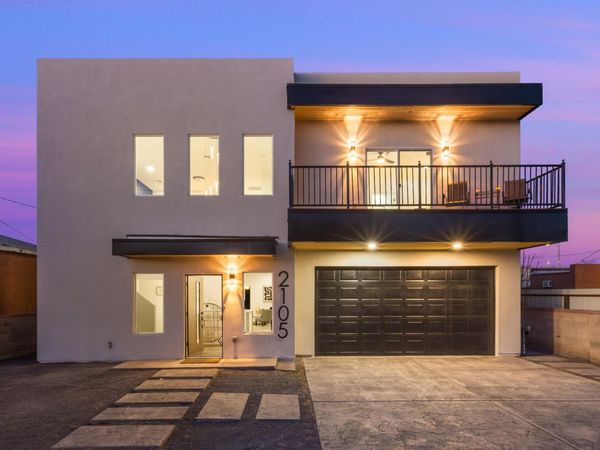 2105 New York Avenue SW, Albuquerque, NM 87104