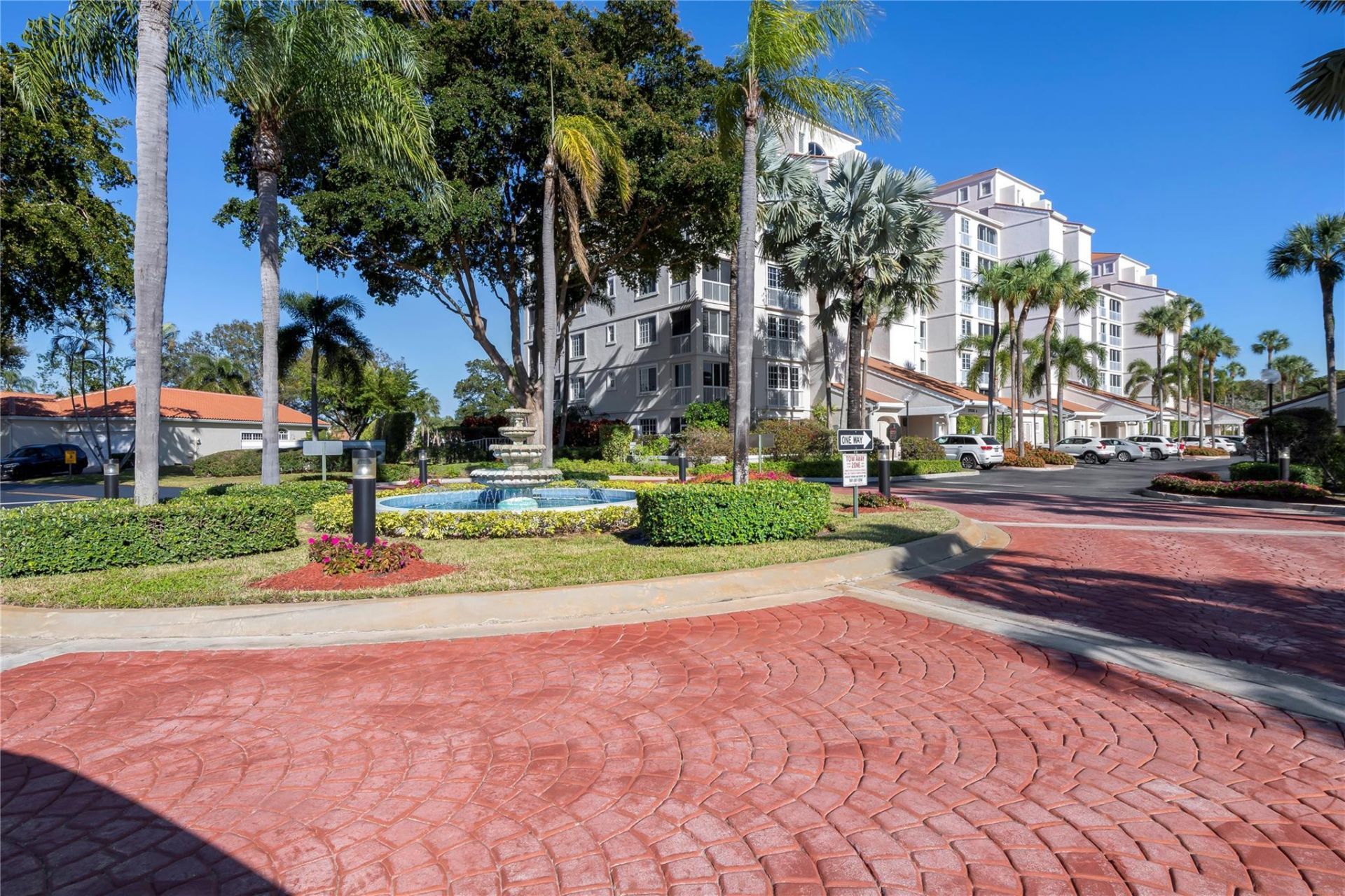 17031 Boca Club Boulevard, Unit 085A, Boca Raton, FL 33487 Photo