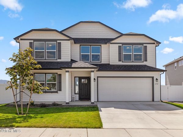 11781 N Banford Ln, Rathdrum, ID 83858