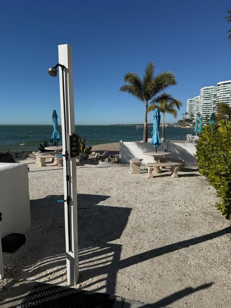 11 Sunset Drive, Unit 105, Sarasota, FL 34236 Photo