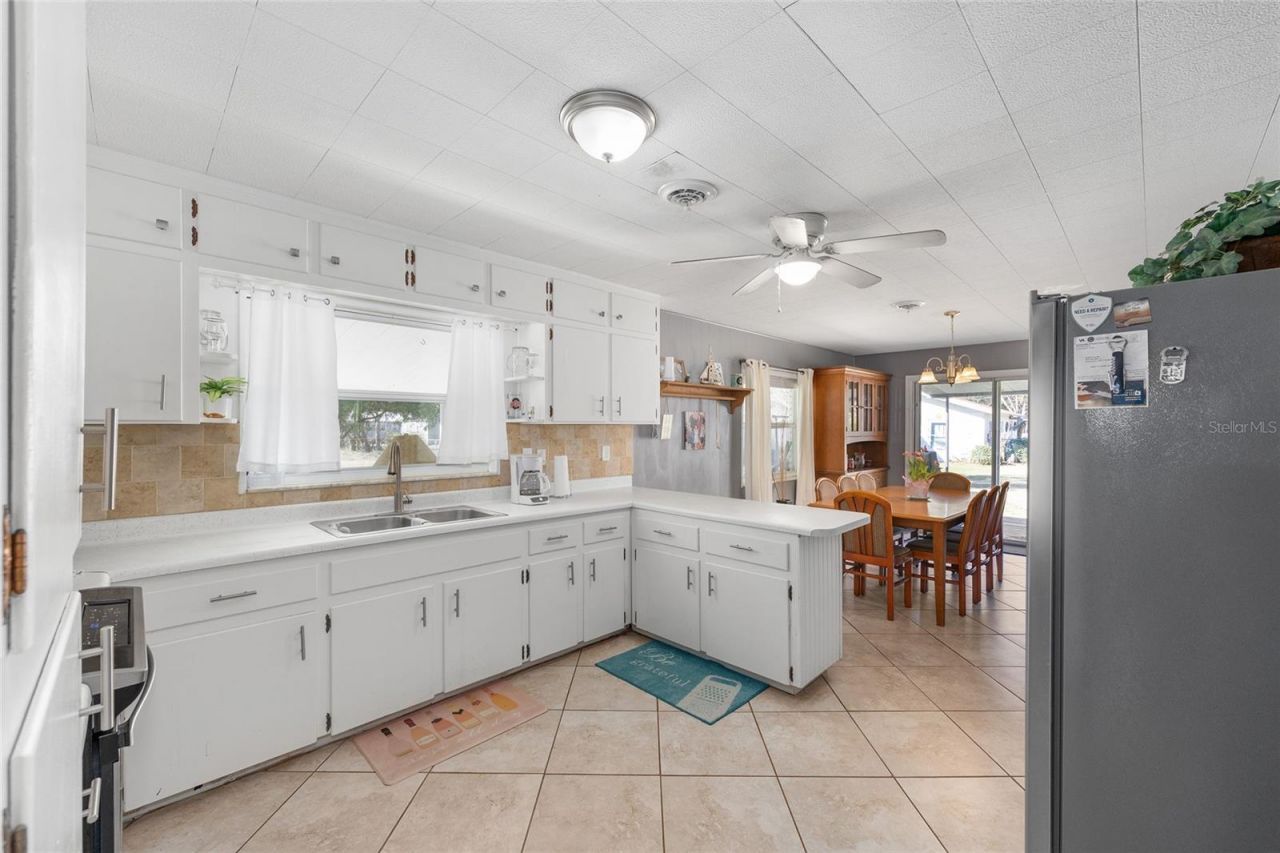 3010 NE 98th Lane, Anthony, FL 32617 Photo