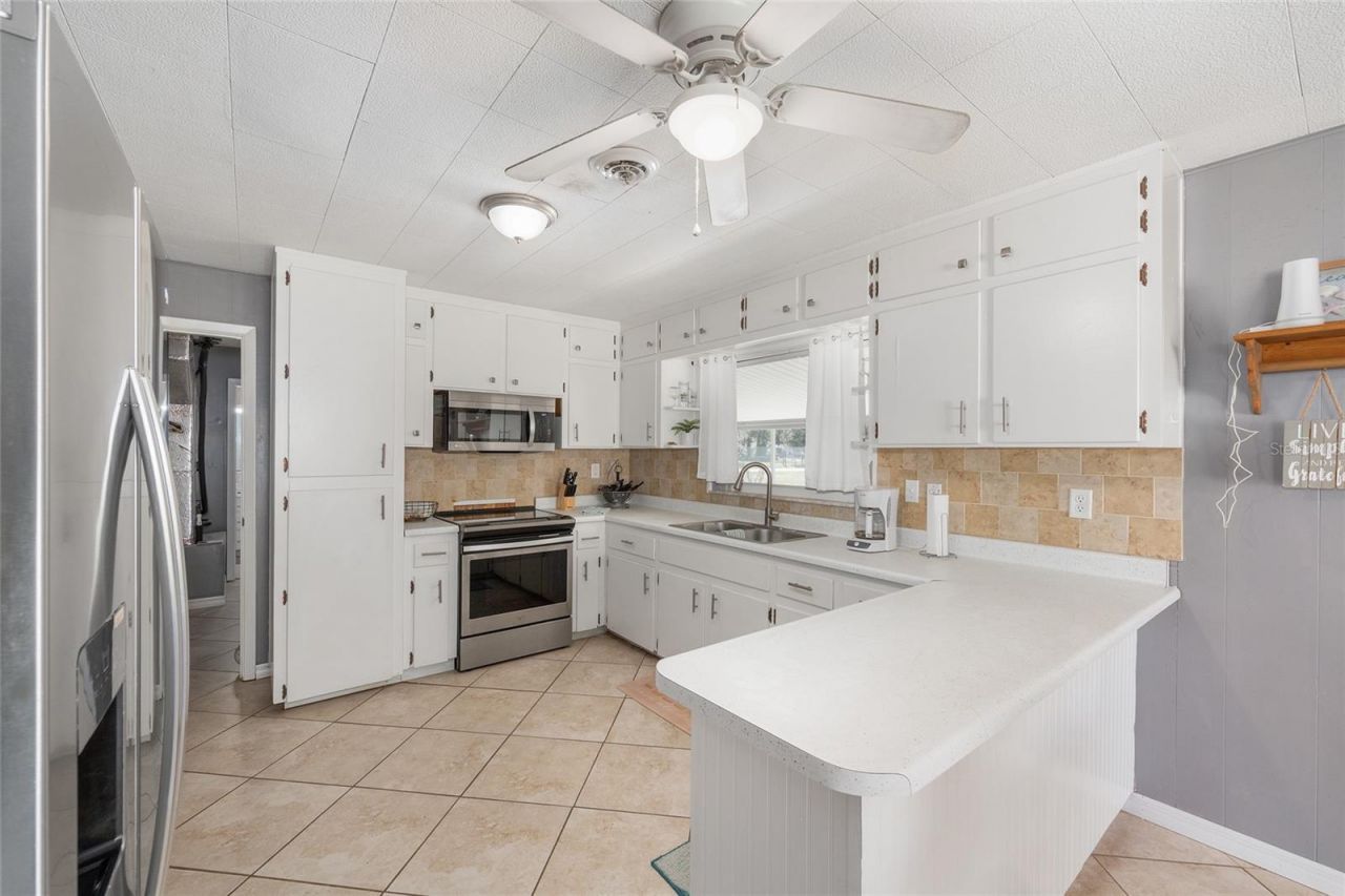 3010 NE 98th Lane, Anthony, FL 32617 Photo