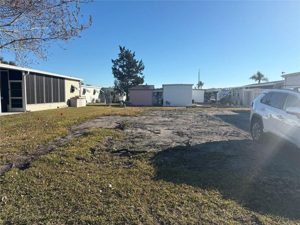 11300 124TH AVENUE, Unit 81, LARGO, FL 33778