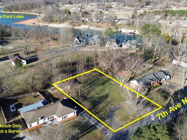 109 7th Ave NE, Winchester, TN 37398