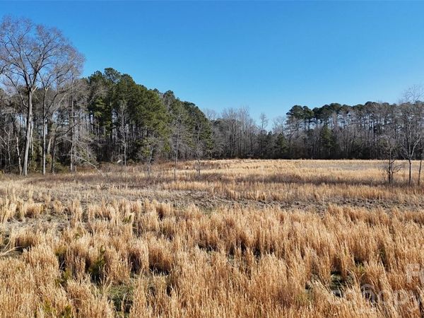 00 Division Place, Fayetteville, NC 28312