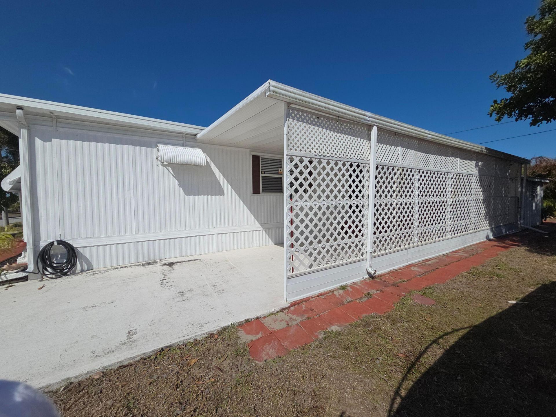 8121 SE Skylark Avenue, Hobe Sound, FL 33455 Photo