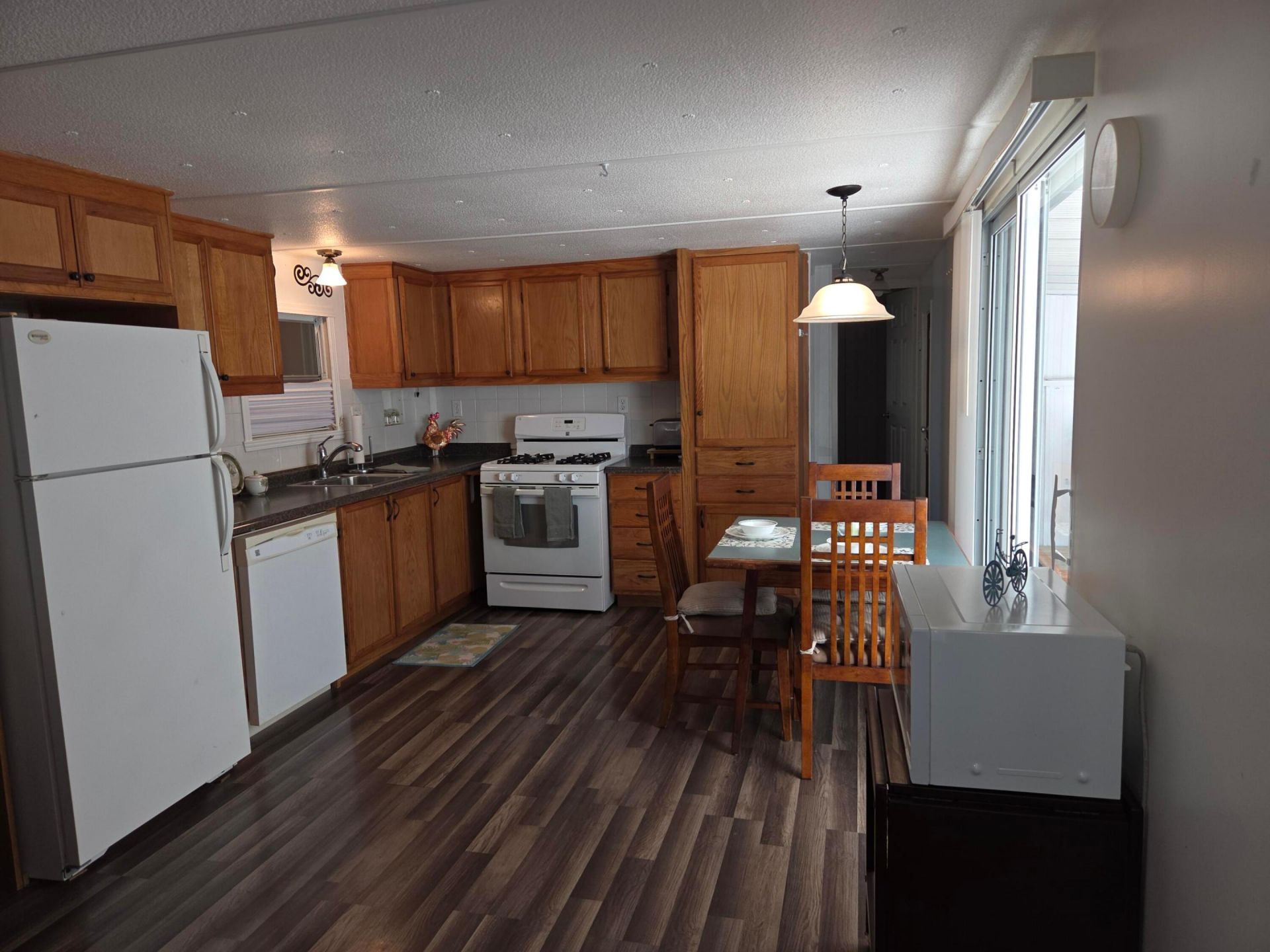 8121 SE Skylark Avenue, Hobe Sound, FL 33455 Photo