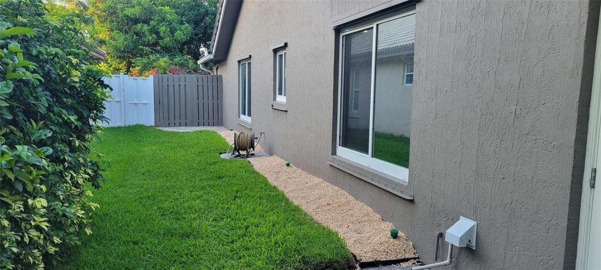 12555 SW 7th Place, Davie, FL 33325 Photo