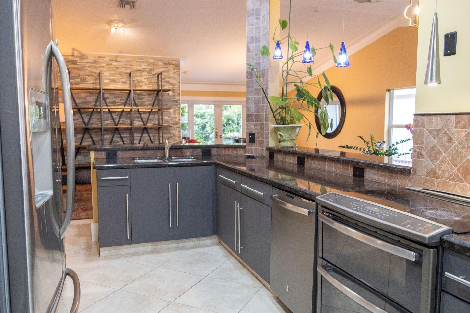 12555 SW 7th Place, Davie, FL 33325 Photo