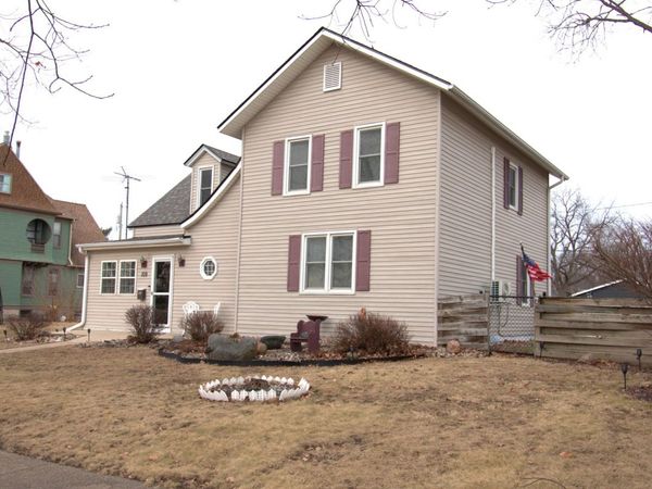 109 W 5th Street, Boone, IA 50036