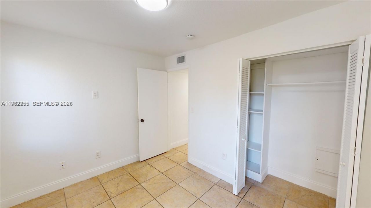 453 SW 2nd St, Unit 301C, Miami, FL 33130 Photo