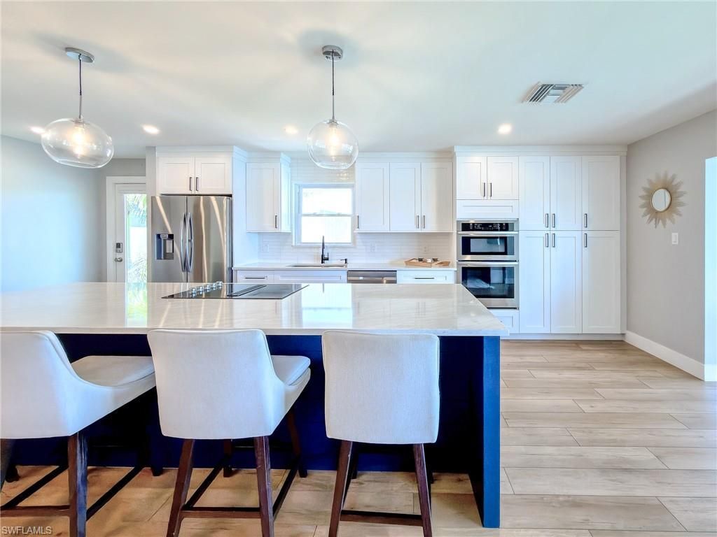 1910 Gulf Shore Blvd N, Unit 312, Naples, FL 34102 Photo