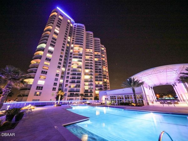 241 Riverside Drive, Unit 204, Holly Hill, FL 32117