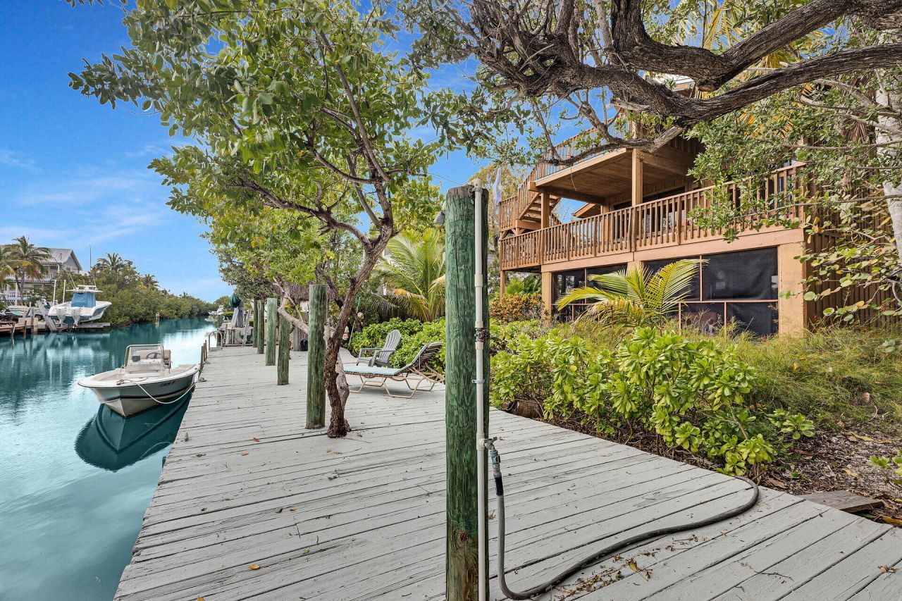 683 Blackbeard Road, Little Torch Key, FL 33042 Photo