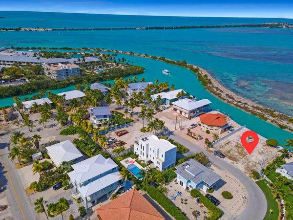 318 E Seaview Circle, Duck, FL 33050