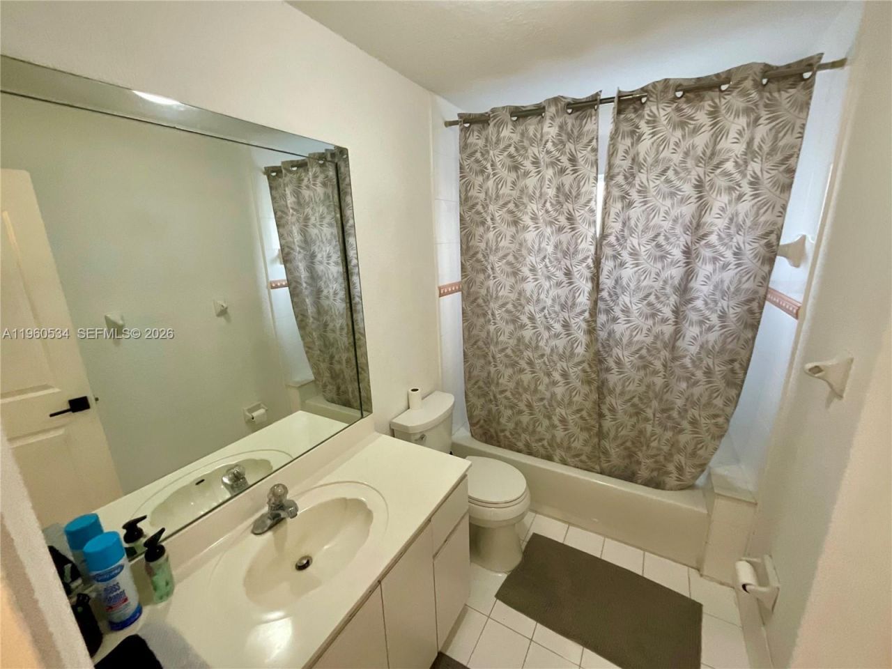 7971 NW 186th Ter, Hialeah, FL 33015 Photo