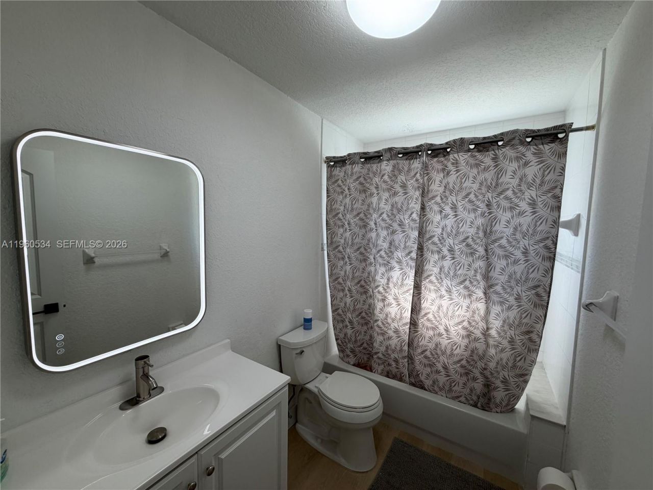7971 NW 186th Ter, Hialeah, FL 33015 Photo