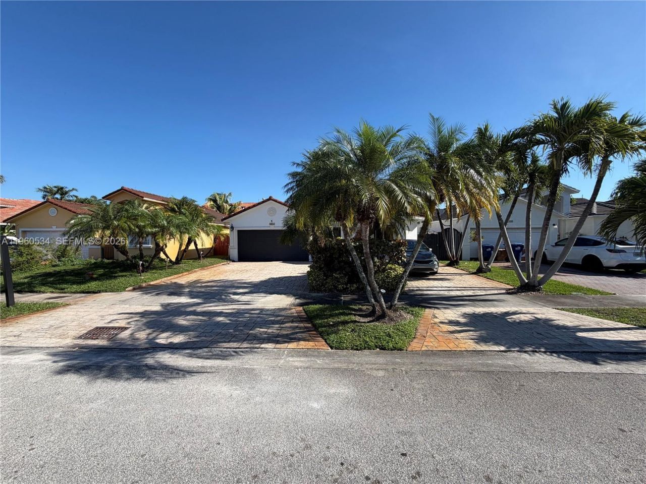 7971 NW 186th Ter, Hialeah, FL 33015 Photo