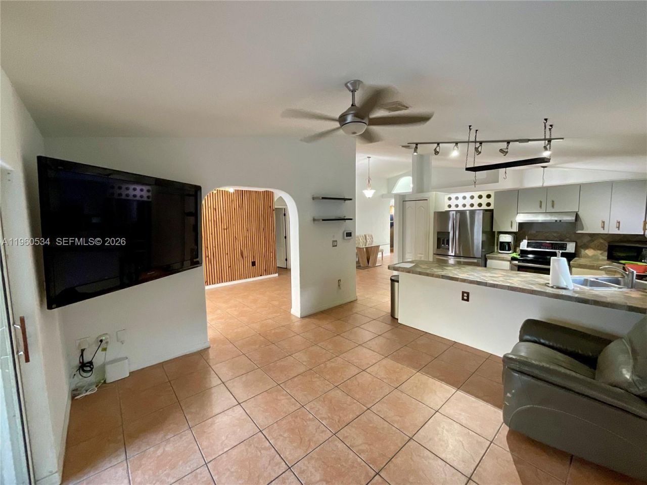 7971 NW 186th Ter, Hialeah, FL 33015 Photo