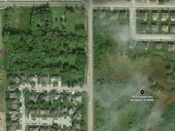 103 S Fairlawn Avenue, Mundelein, IL 60060