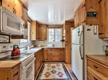 18 33 Mile Stone Lane, Kyburz, CA 95720 Photo