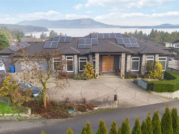 532 Sentinel Dr, Mill Bay, BC V8H 1H7